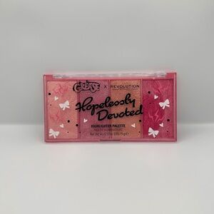 Revolution X Grease Hopelessly Devoted Highlighter Palette